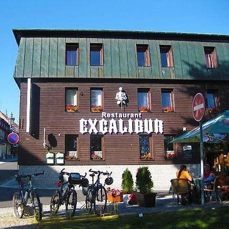 Hotel Bozi Dar - Excalibur Exteriör bild